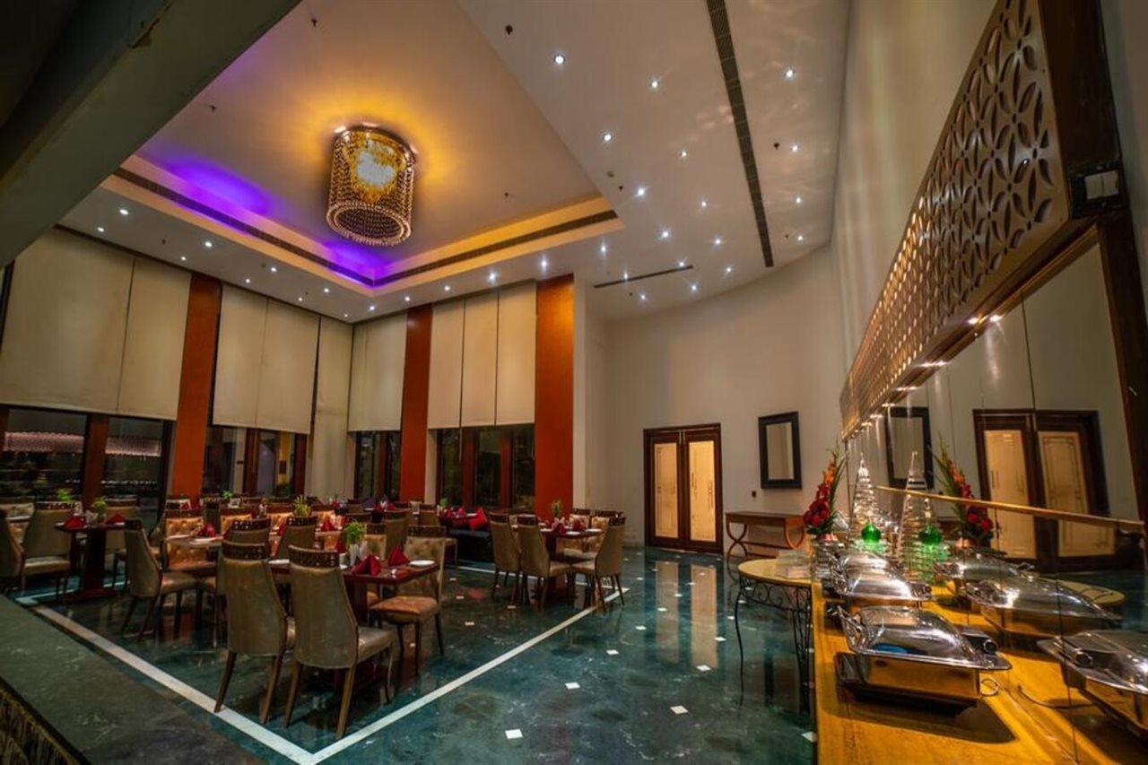 Ramada By Wyndham Jaipur Jaisinghpura Hotel Luaran gambar