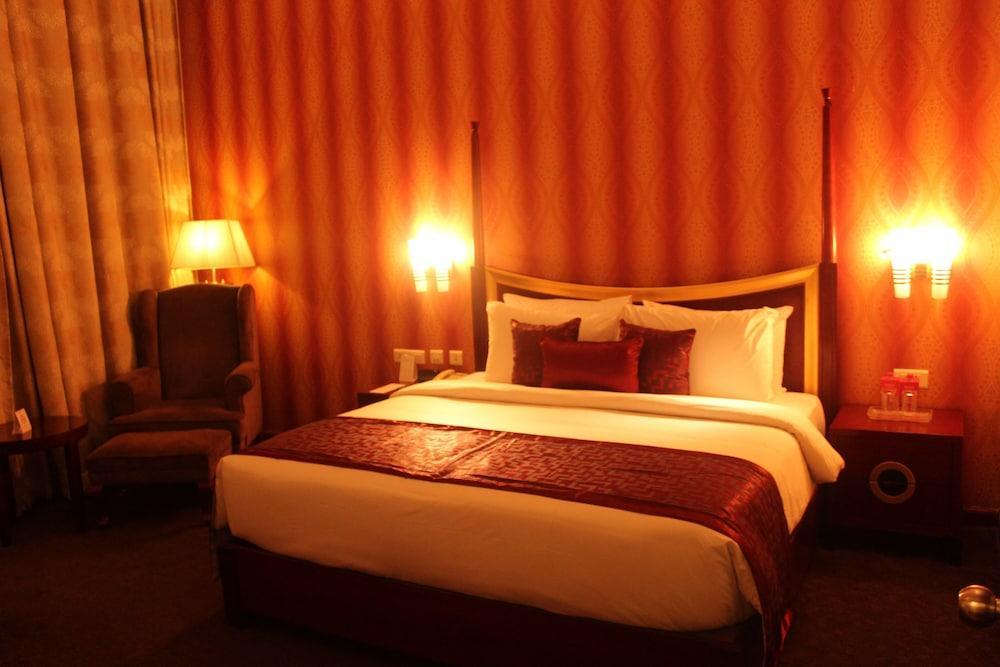 Ramada By Wyndham Jaipur Jaisinghpura Hotel Luaran gambar