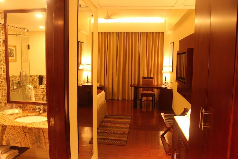 Ramada By Wyndham Jaipur Jaisinghpura Hotel Luaran gambar