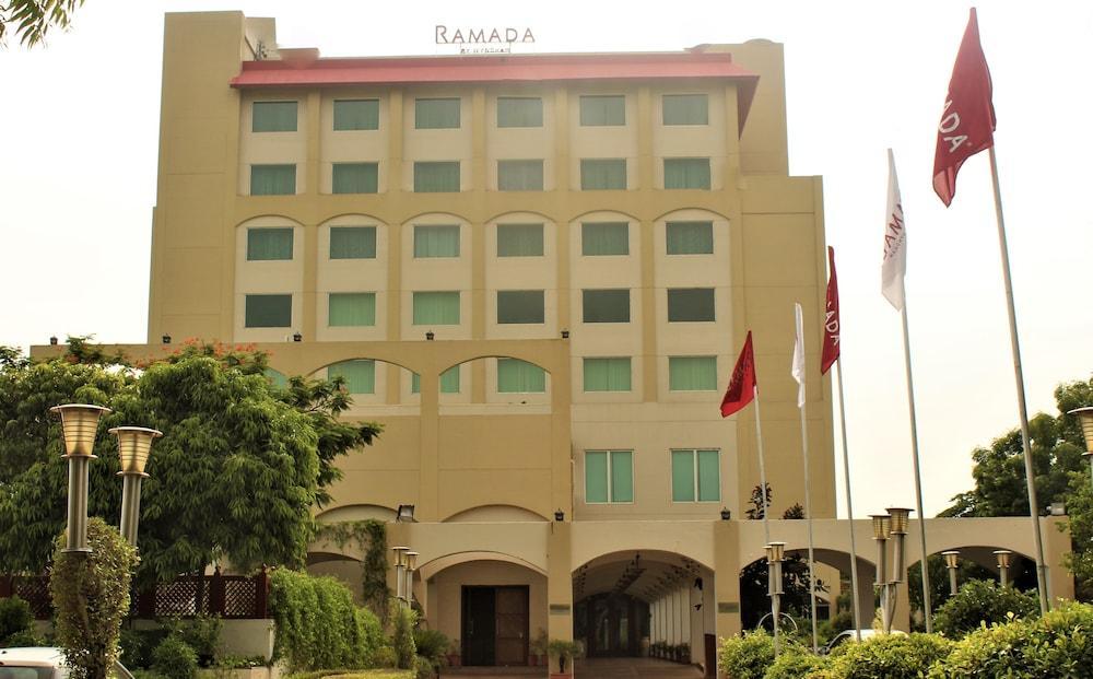 Ramada By Wyndham Jaipur Jaisinghpura Hotel Luaran gambar